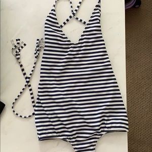 HANU swim one piece